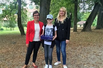 Brežiški lionsi deklici Juliji donirali lupo