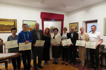 Lions klub Škofja Loka je podelil za 8.000 evrov donacij